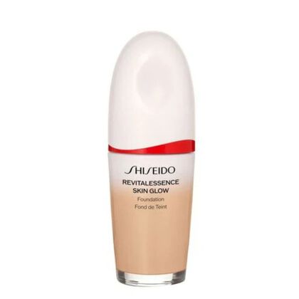 Revitalessence Skin Glow Foundation