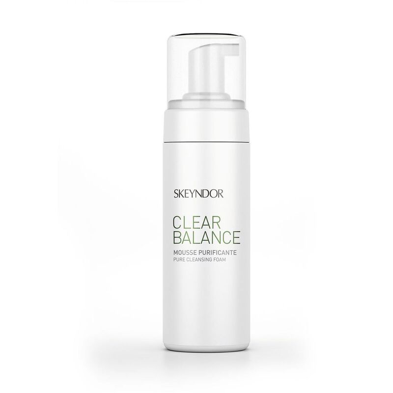 Clear Balance Pure Cleansing Foam 1
