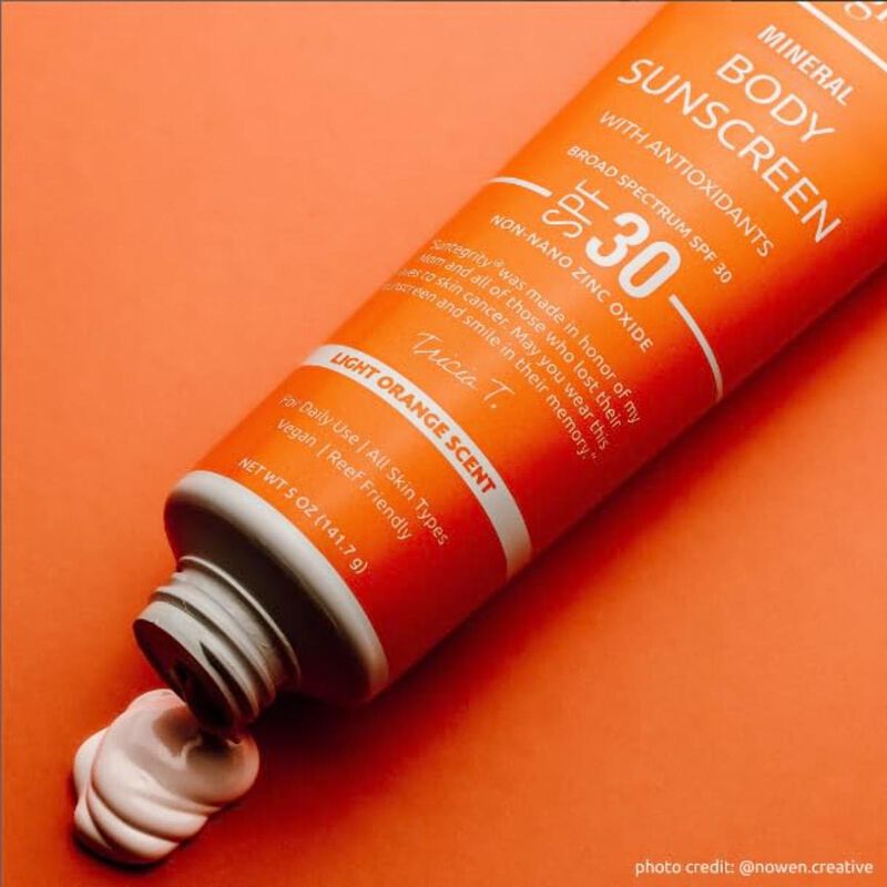 suntegrity mineral body sunscreen  broad spectrum spf 30