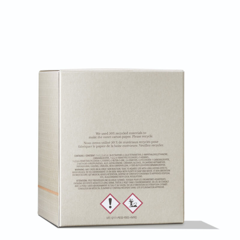 مولتون براون شمعة ساحرة برائحة العود والذهب