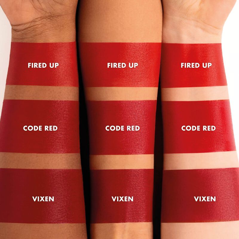 iconic london cloud kiss matte lip mousse