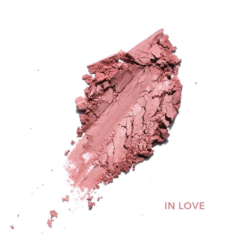 noha nabil blush on