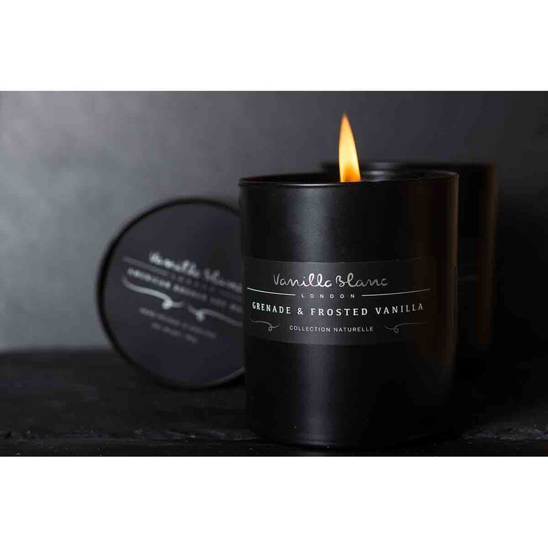 فانيلا بلانك شمعة برائحة جرينيد فروستد فانيلا بالإصدار المطفي 200جرام