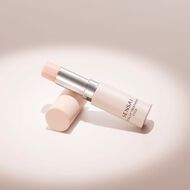 faces total lip treatment stick