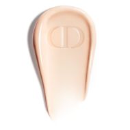 faces forever skin veil   glow finish and 24h hydration  spf 25 pa