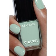 Le Vernis Nail Colour faces le vernis nail colour