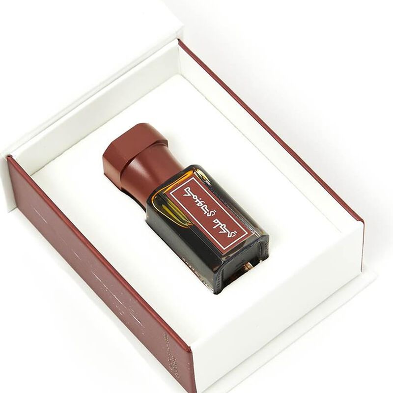 arabian oud royal cambodian dehn oud  1/4 tola