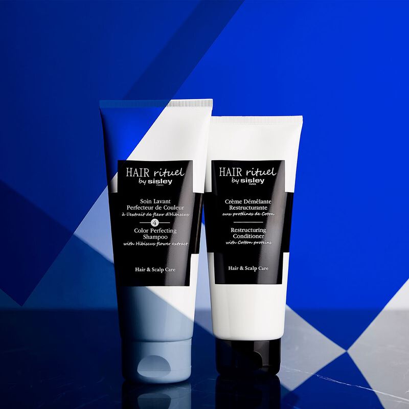 sisley color perfecting shampoo with hibiscus flower extract