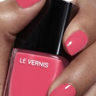 LE VERNIS faces le vernis