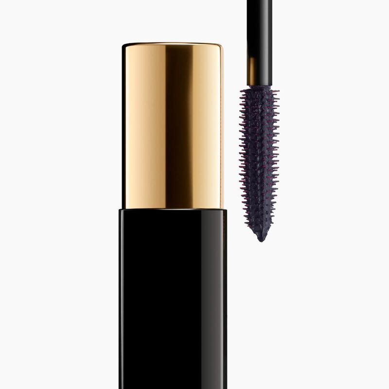 chanel noir allure allinone mascara: volume, length, curl and definition festive edition