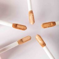The Multi Magic Concealer faces the multi magic concealer