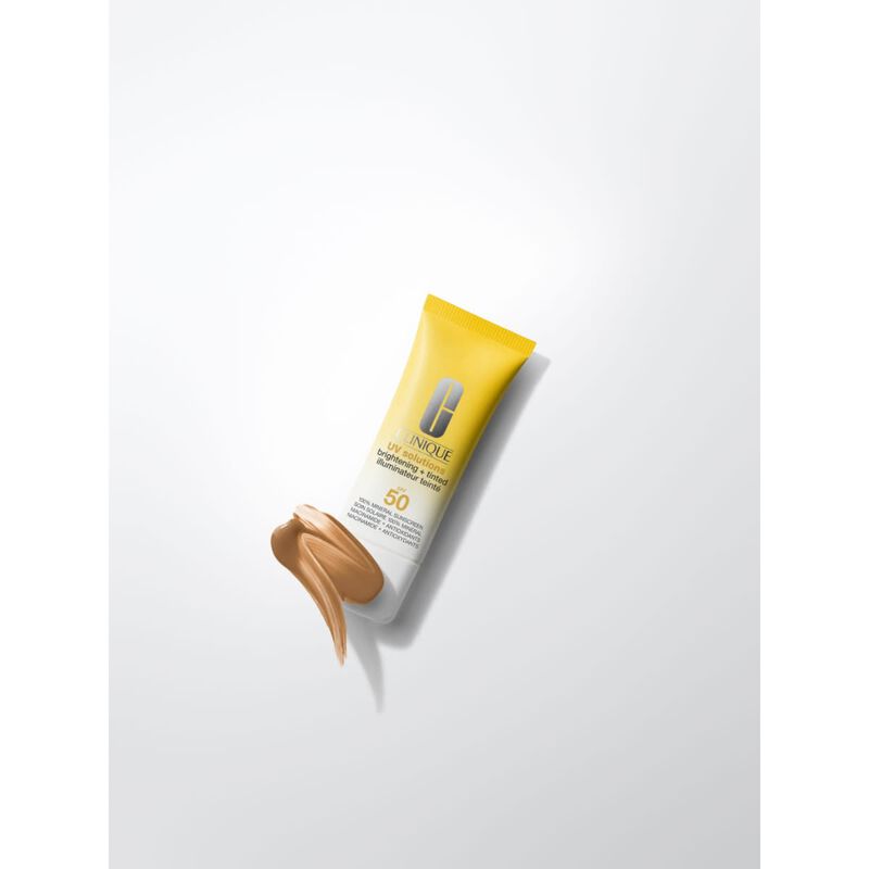 clinique uv solutions brightening + tinted sunscreen broad spectrum spf 50/pa+++