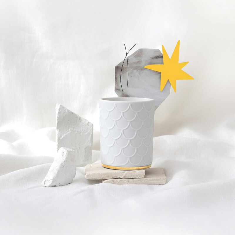 maison rebatchi cuir d'iris candle 250g