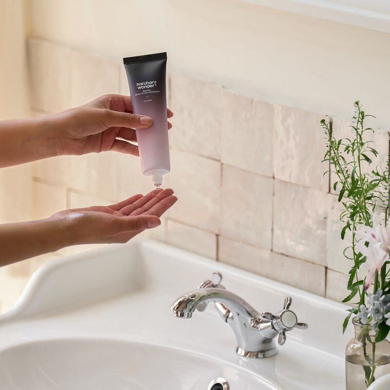 haruharu wonder black rice moisture 5.5 soft cleansing gel