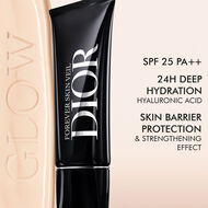 faces forever skin veil   glow finish and 24h hydration  spf 25 pa