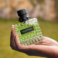 faces born in roma donna green stravaganza