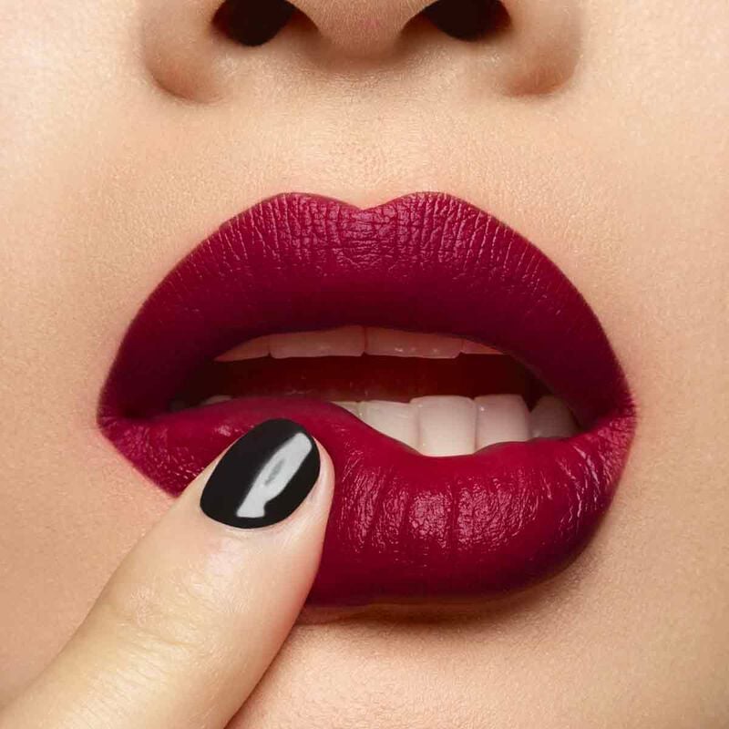 إيف سان لوران أحمر الشفاه روج بور كوتور