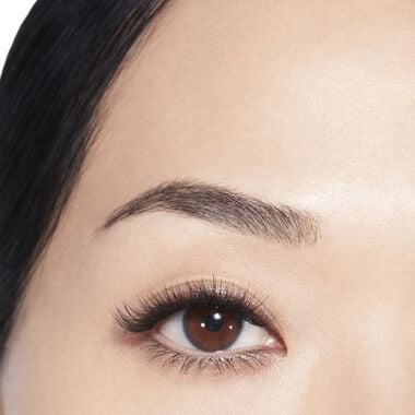 LE VOLUME STRETCH DE CHANEL faces le volume stretch de chanel