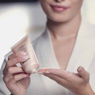 faces radiant glow express mask