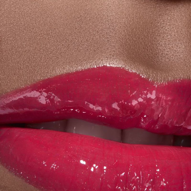 شانيل rouge coco gloss