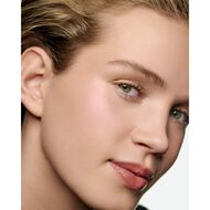 CHANEL LES BEIGES ILLUMINATEUR BELLE MINE faces chanel les beiges illuminateur belle mine
