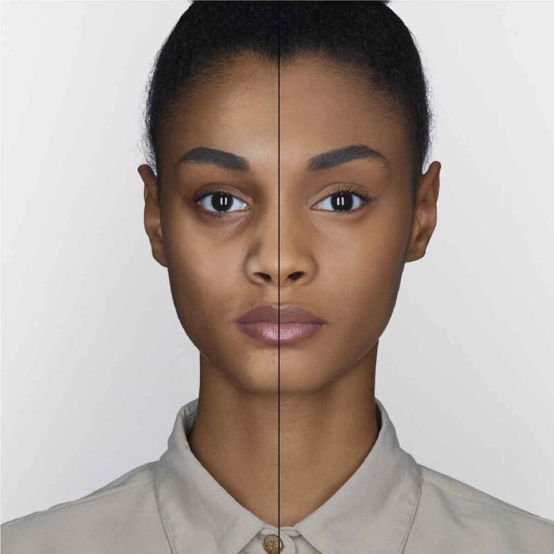 ميك اب فور ايفر خافي العيوب مات فيلفت سكين