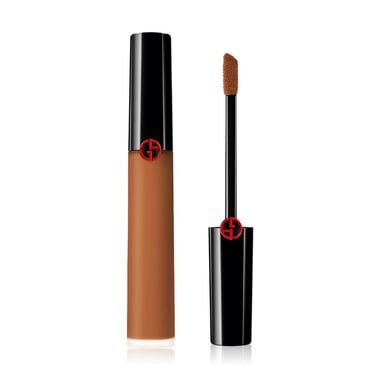 Power Fabric+ Concealer faces power fabric concealer