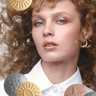 faces les 4 ombres boutons بودرة رباعية لتظليل الجفون متعدّدة التأثيرات