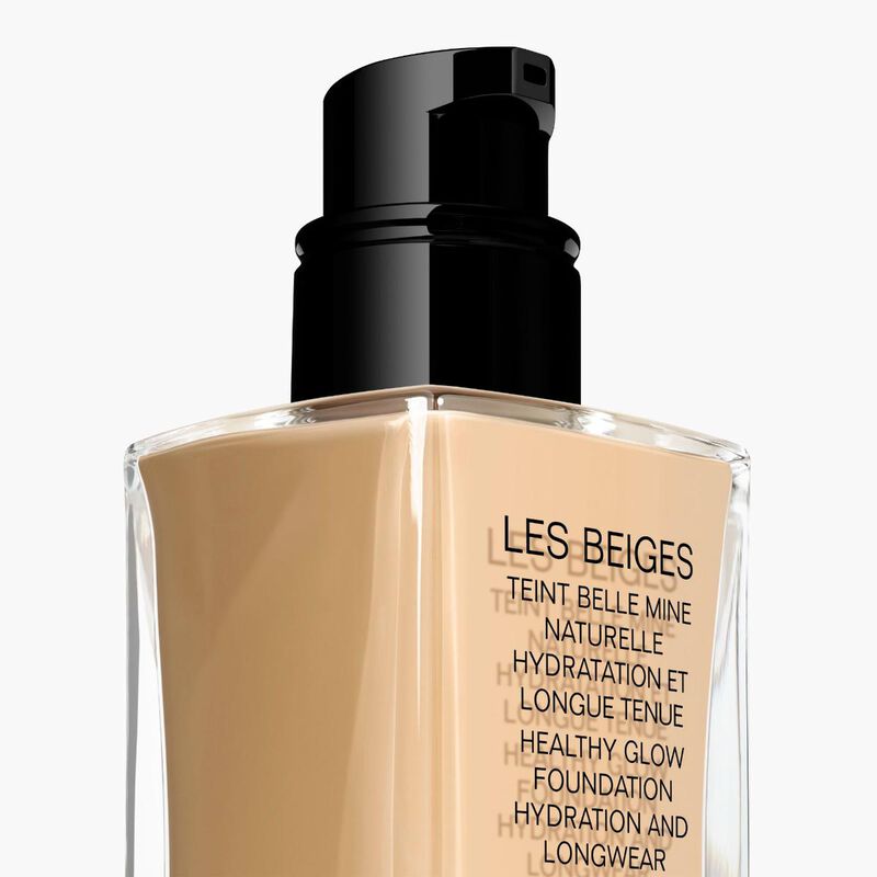 شانيل chanel les beiges fond de teint  مستحضر أساس مرطّب وطويل الثبات