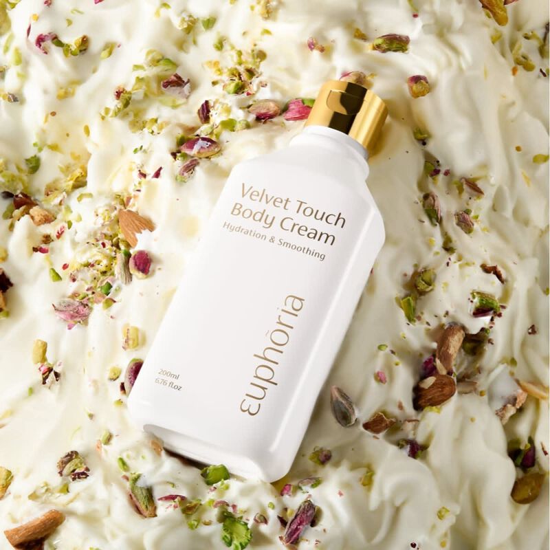 euphoria velvet touch