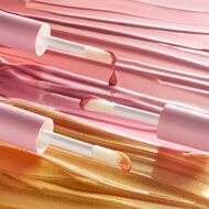 High Gloss faces high gloss