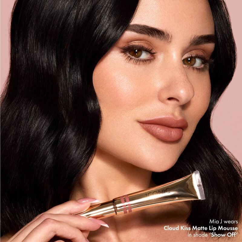 iconic london cloud kiss matte lip mousse