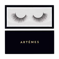 faces lost innocence lashes