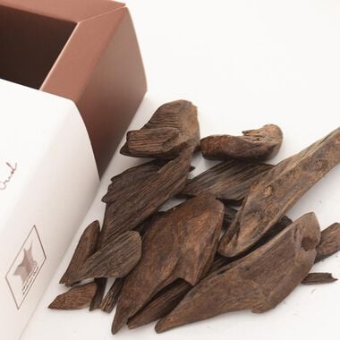 faces luxury japura oud  packed ounce