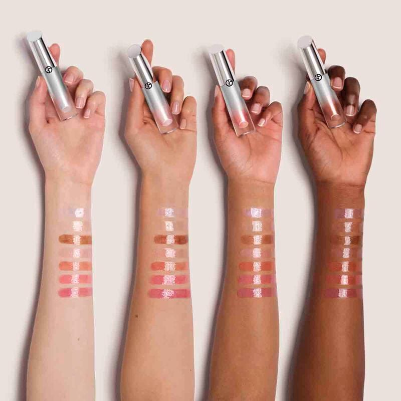 جورجو أرماني بريزما جلاس آيسي بلومبر ملمع شفاه لامع بحمض الهيالورونيك