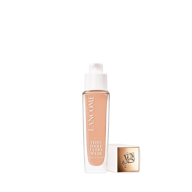 lancome teint idole ultra wear care & glow foundation​ with hyaluronic acid  220c