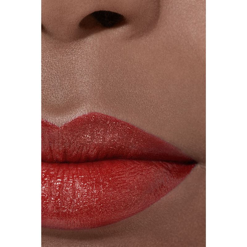 chanel rouge allure l'extrait highintensity lip colour. concentrated radiance and care. refillable