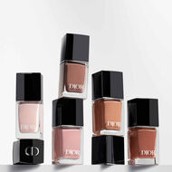 Dior Vernis Nail Polish with Gel Effect and Couture Color faces dior vernis nail polish with gel effect and couture color
