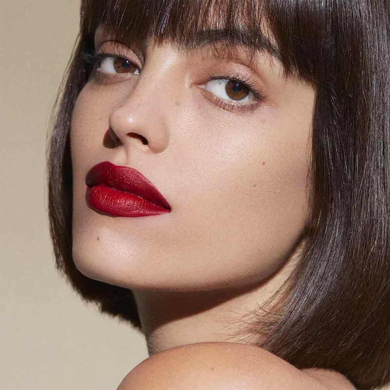 جورجو أرماني لِب باور أحمر شفاه طويل الثبات بألوان مفعمة بالحيوية