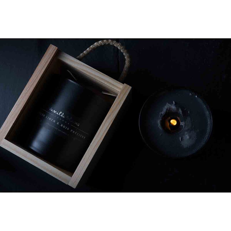 فانيلا بلانك شمعة برائحة جرينيد فروستد فانيلا بالإصدار المطفي 200جرام