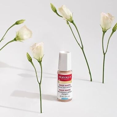 faces مبيض الأظافر مافا أبيض