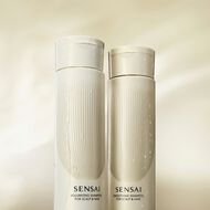 Volumising Shampoo For Scalp & Hair faces volumising shampoo for scalp hair