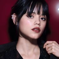 Rouge On Stage Ultra Longwear Lipstick with a Shine Finish faces rouge on stage ultra longwear lipstick with a shine finish