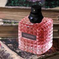 Born In Roma Donna Eau de Parfum Ramadan Set faces born in roma donna eau de parfum ramadan set