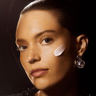 faces sublimage la cr me texture universelle ultimate cream  rejuvenates and smooths