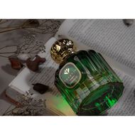 Emerald faces emerald