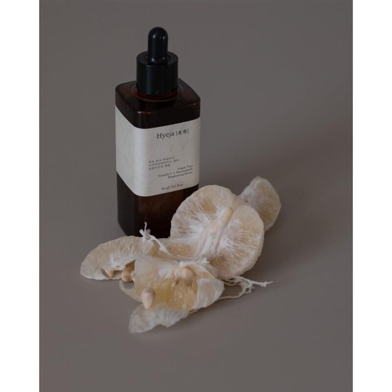 hyeja vegan yuja vitamin c brightening serum