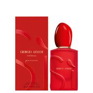 Sì Passione Red Bloom faces s passione red bloom