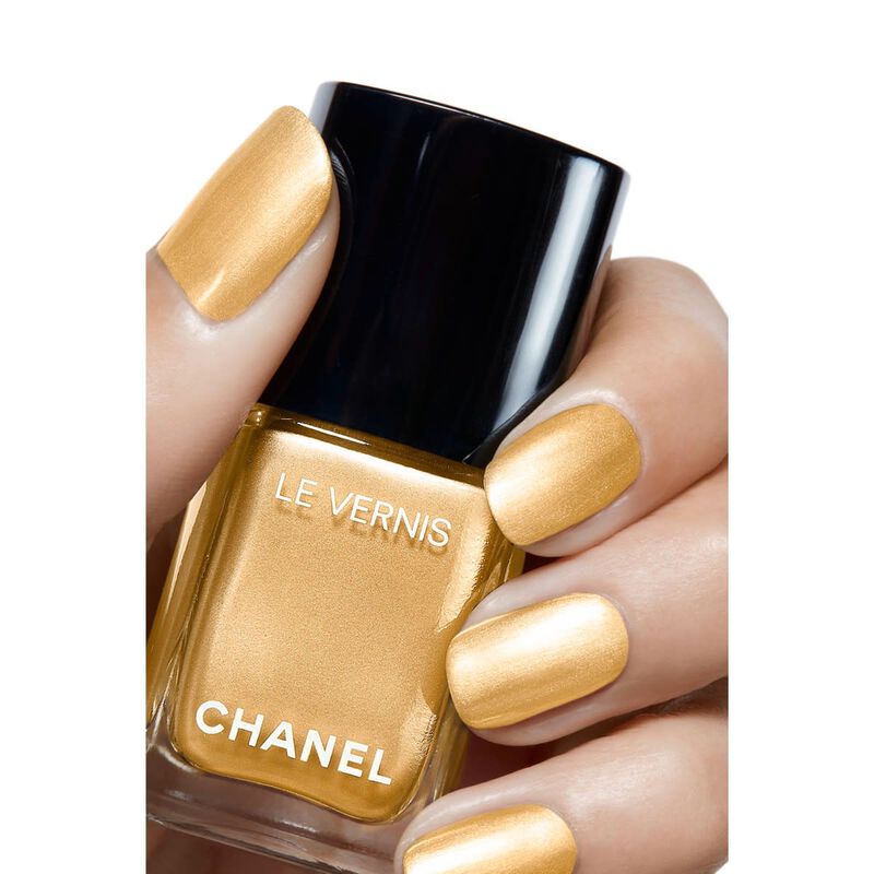 chanel le vernis nail colour