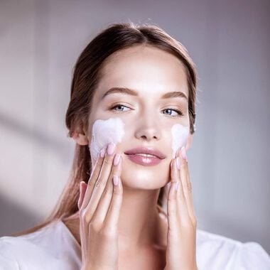 faces phyto blanc brightening cleansing foam in cream